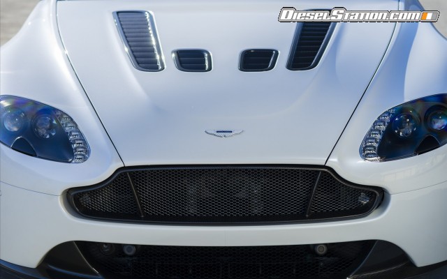 Aston Martin V12 Vantage S 2014 Widescreen Picture #86 Aston Martin V12 Vantage S 2014 Widescreen Picture #86